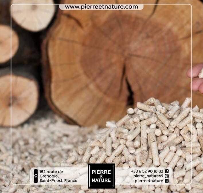 bois de chauffage - Copeaux de bois - Cheminée